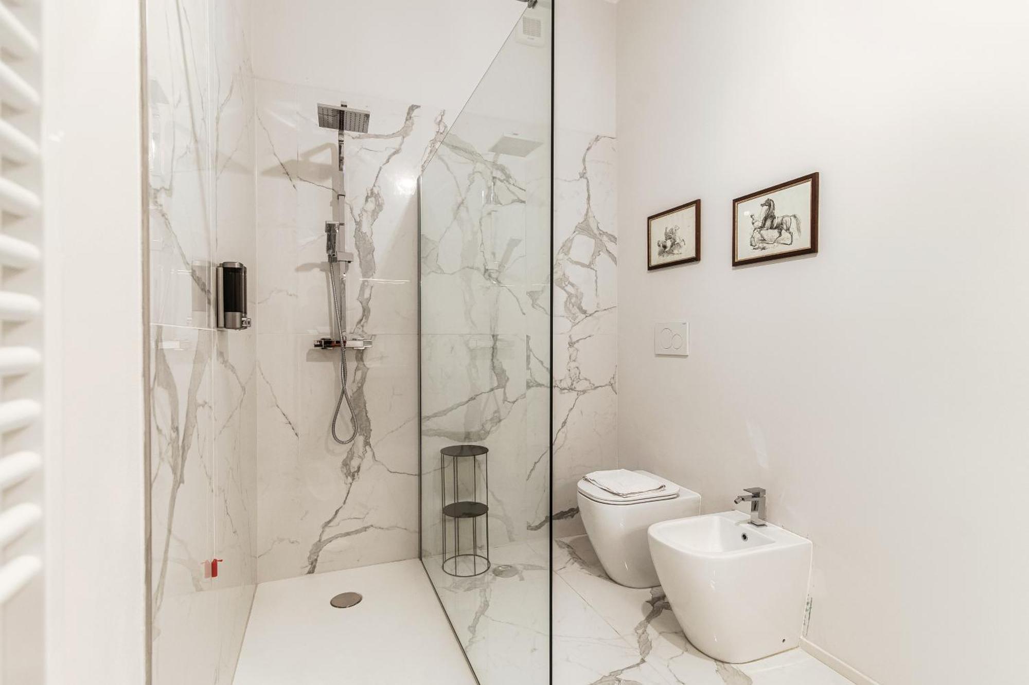 Guesthouse Lake'S Vibes - The House Of Travelers Como Buitenkant foto