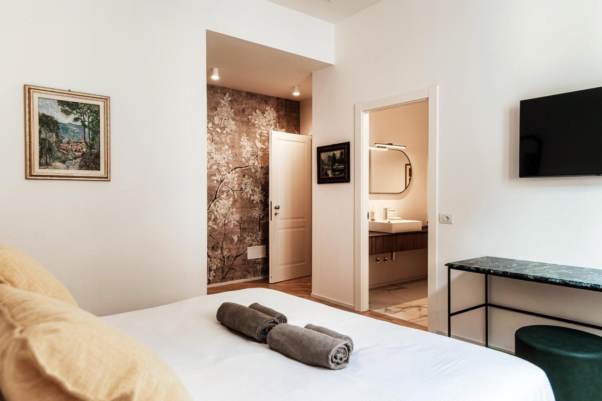 Guesthouse Lake'S Vibes - The House Of Travelers Como Buitenkant foto