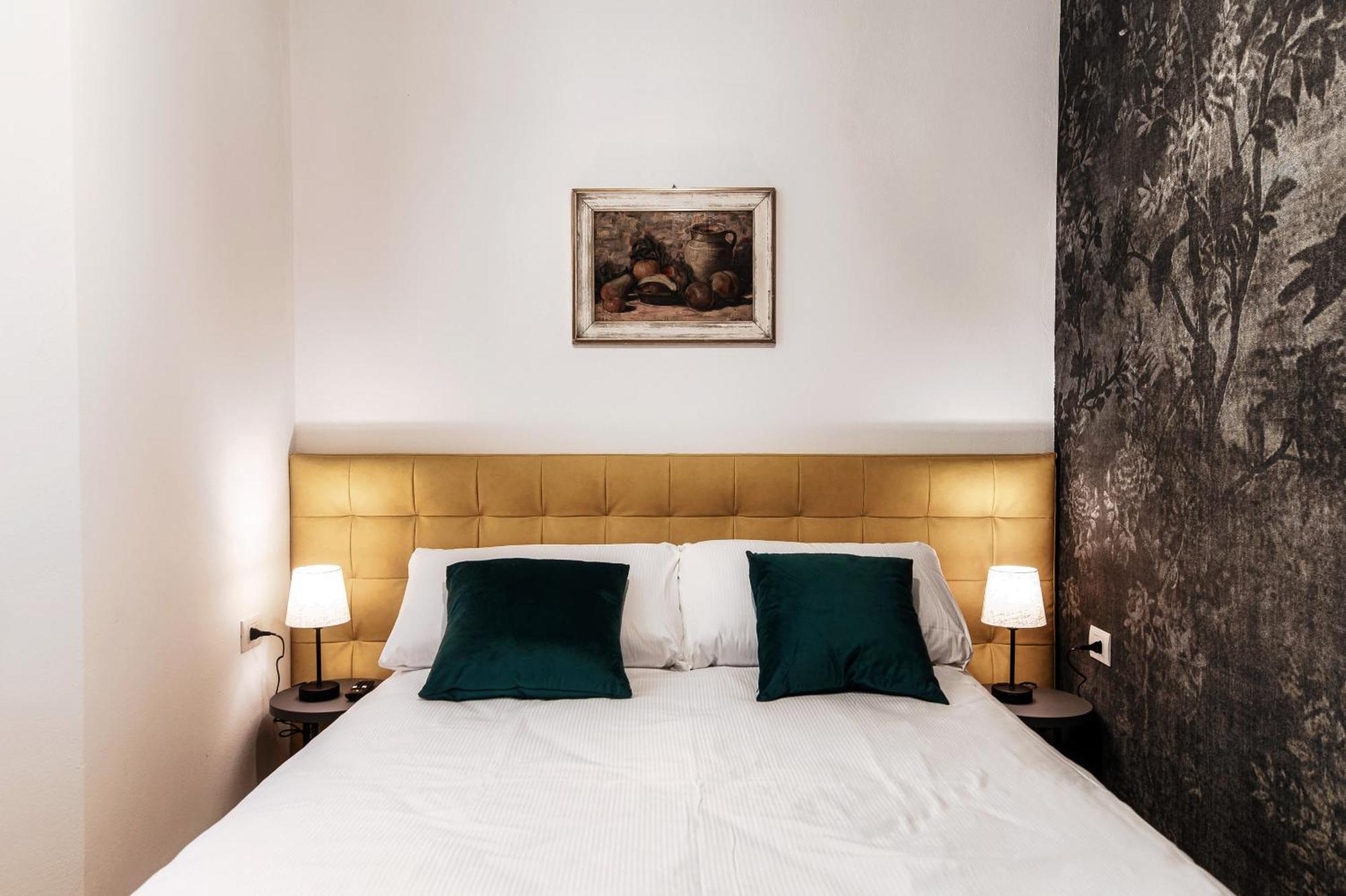 Guesthouse Lake'S Vibes - The House Of Travelers Como Buitenkant foto